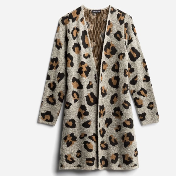 Sweaters - Leopard Print Cardigan ❤️